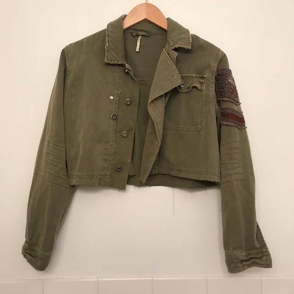 ✨sale✨Free people military crop jacket